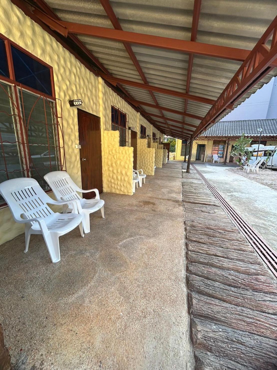 Adam Bungalows Krabi town Екстериор снимка